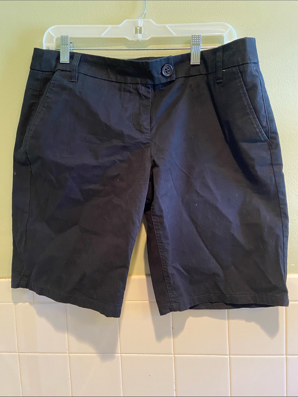 🩷New York & Company Women’s Black Shorts Size 8